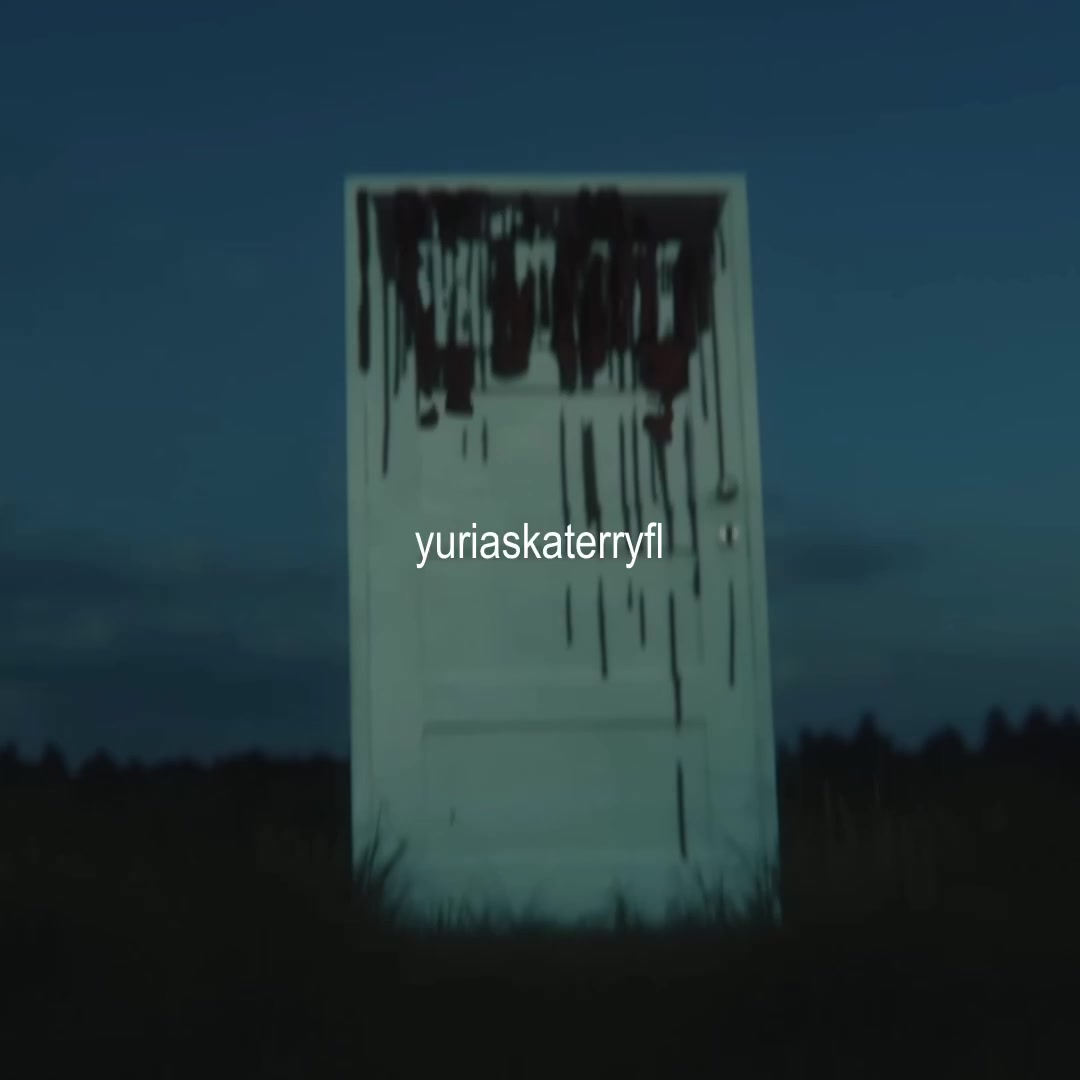@️yuria 　　　🕷️