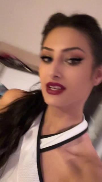 @yoliasenova