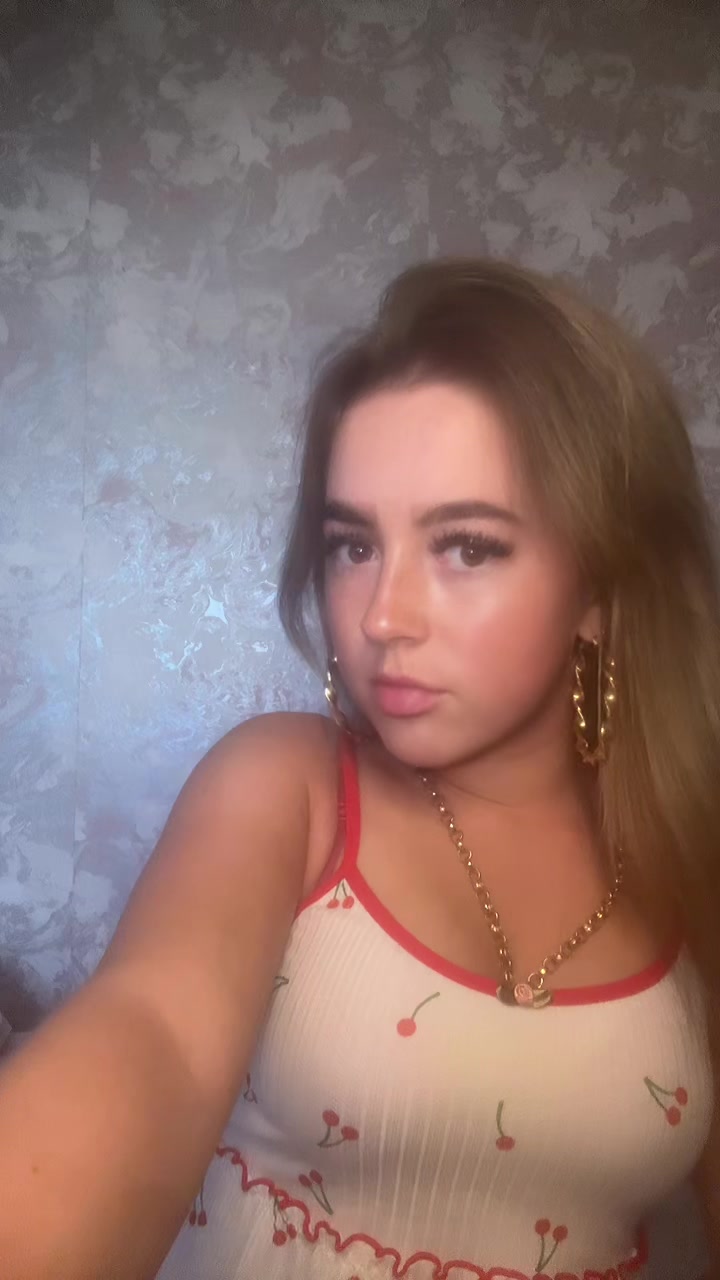@𝐌𝐀𝐃𝐃𝐈𝐄𝐌𝐀𝐄👸🏼👸🏼