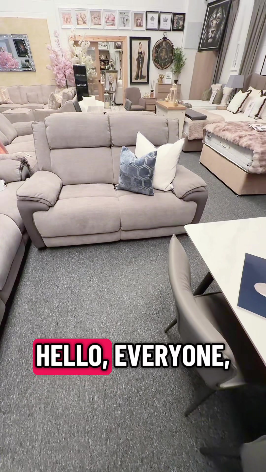 @The Sofa Queen