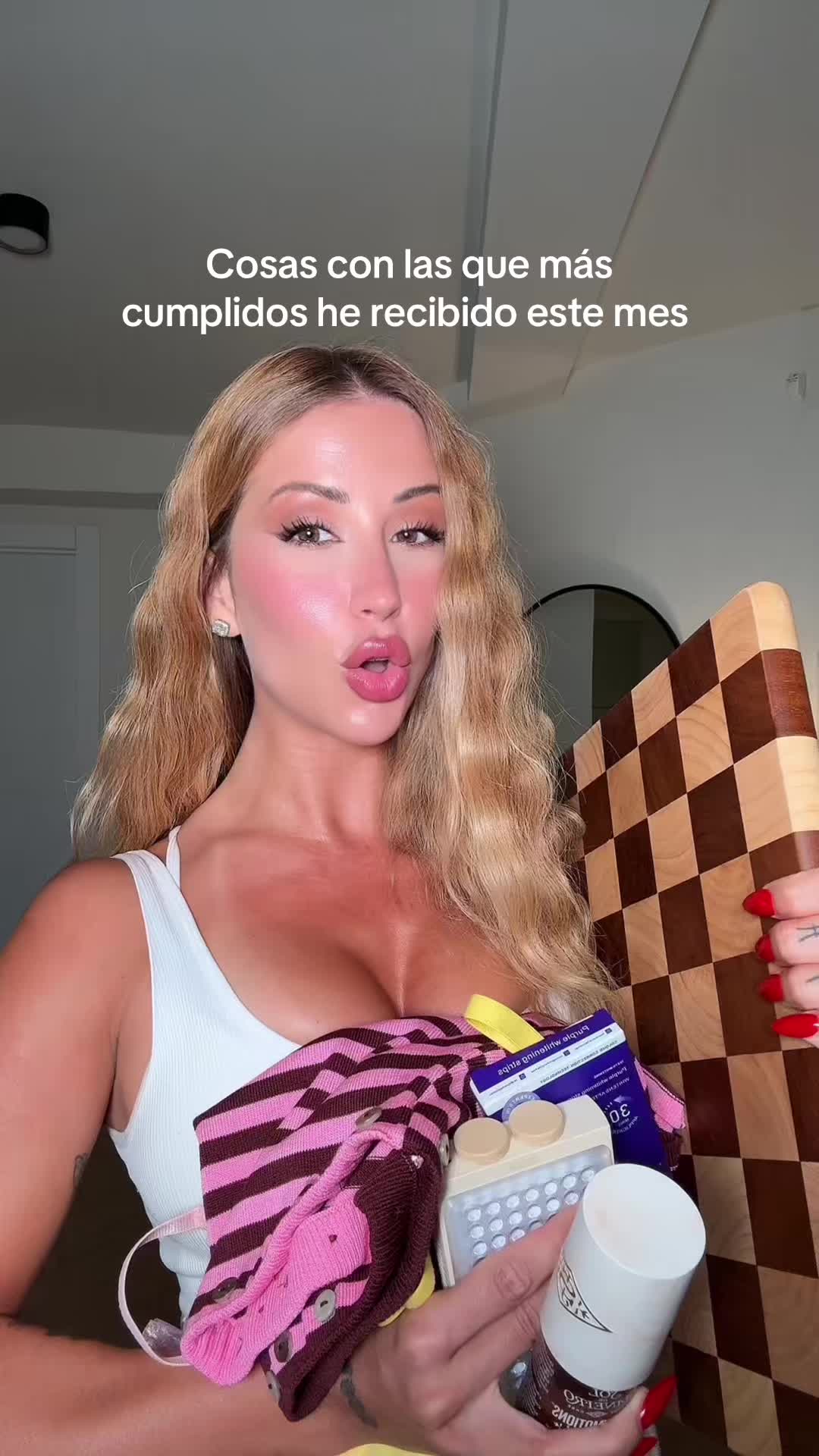 @Claudia Valle