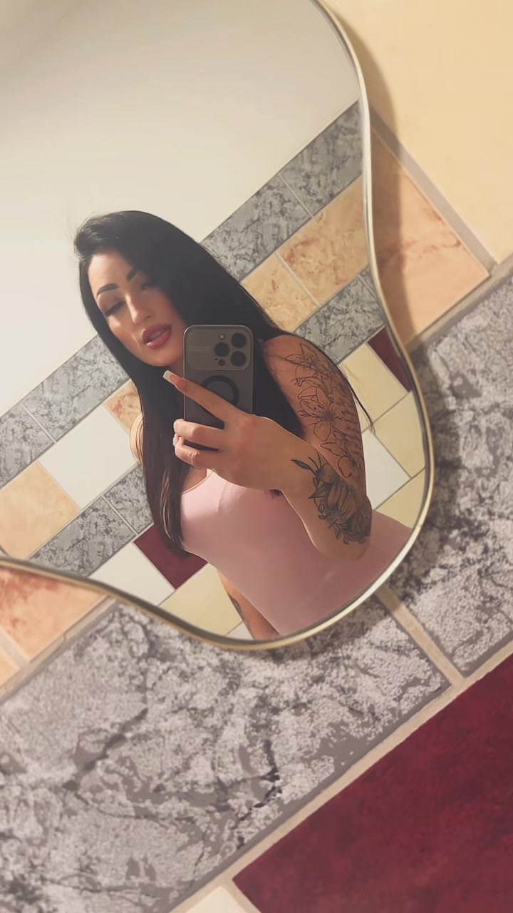 @🌺🌸Mrs Viktória🌸🌺