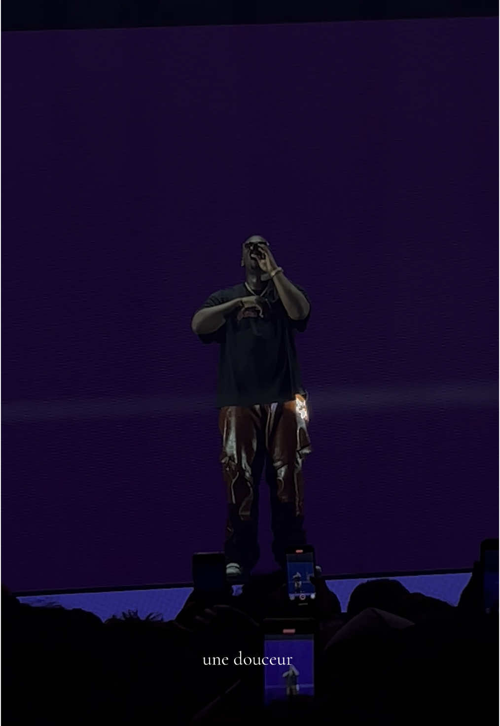 @🎧