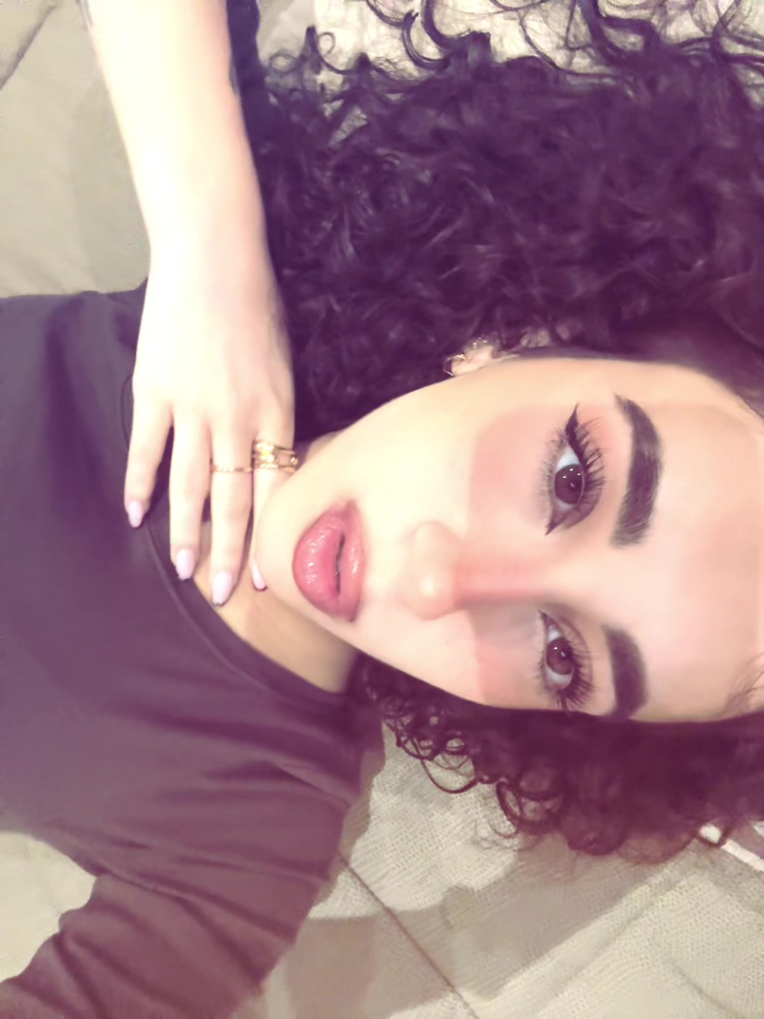 @🖤
