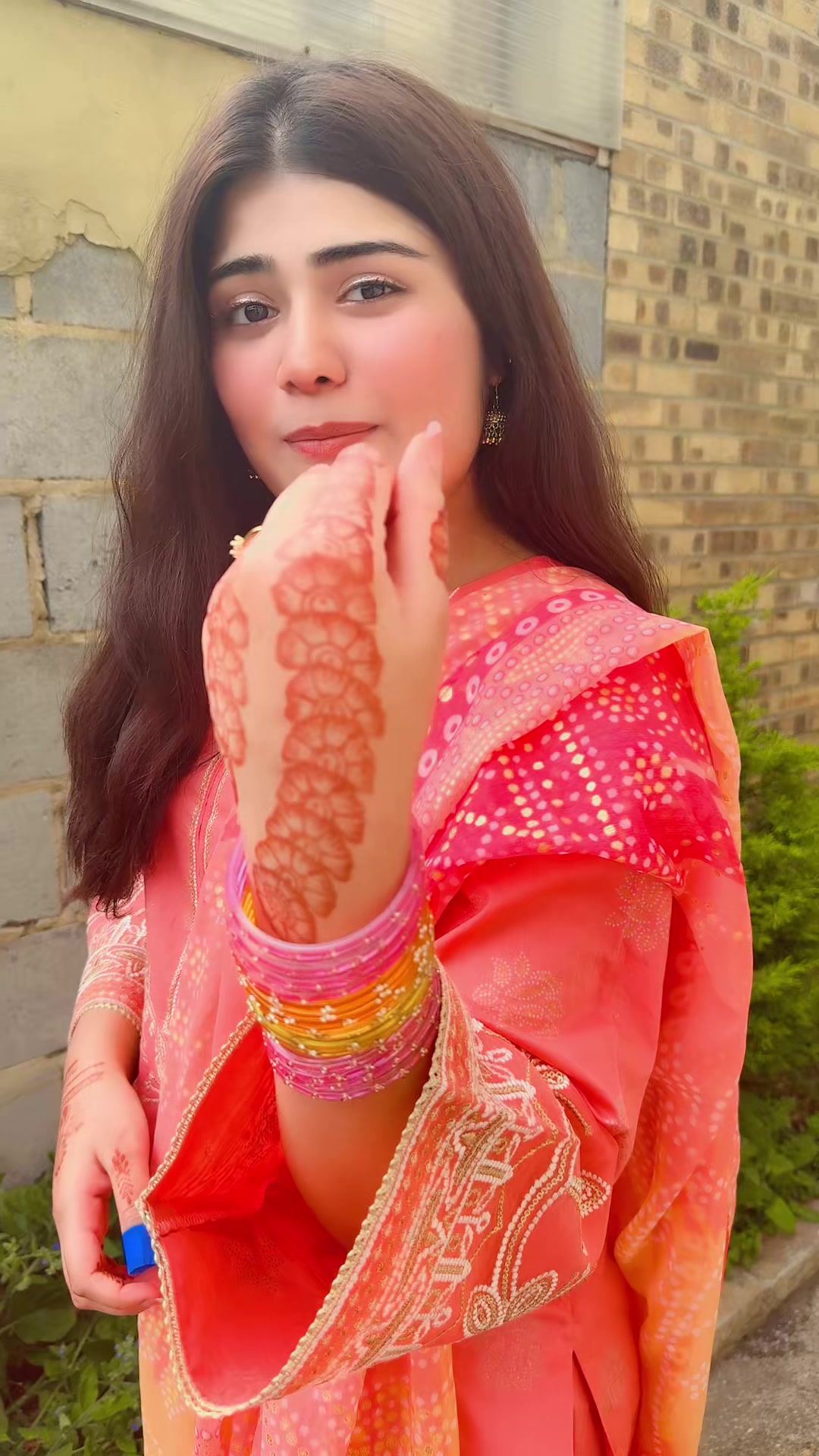 @LARAIB