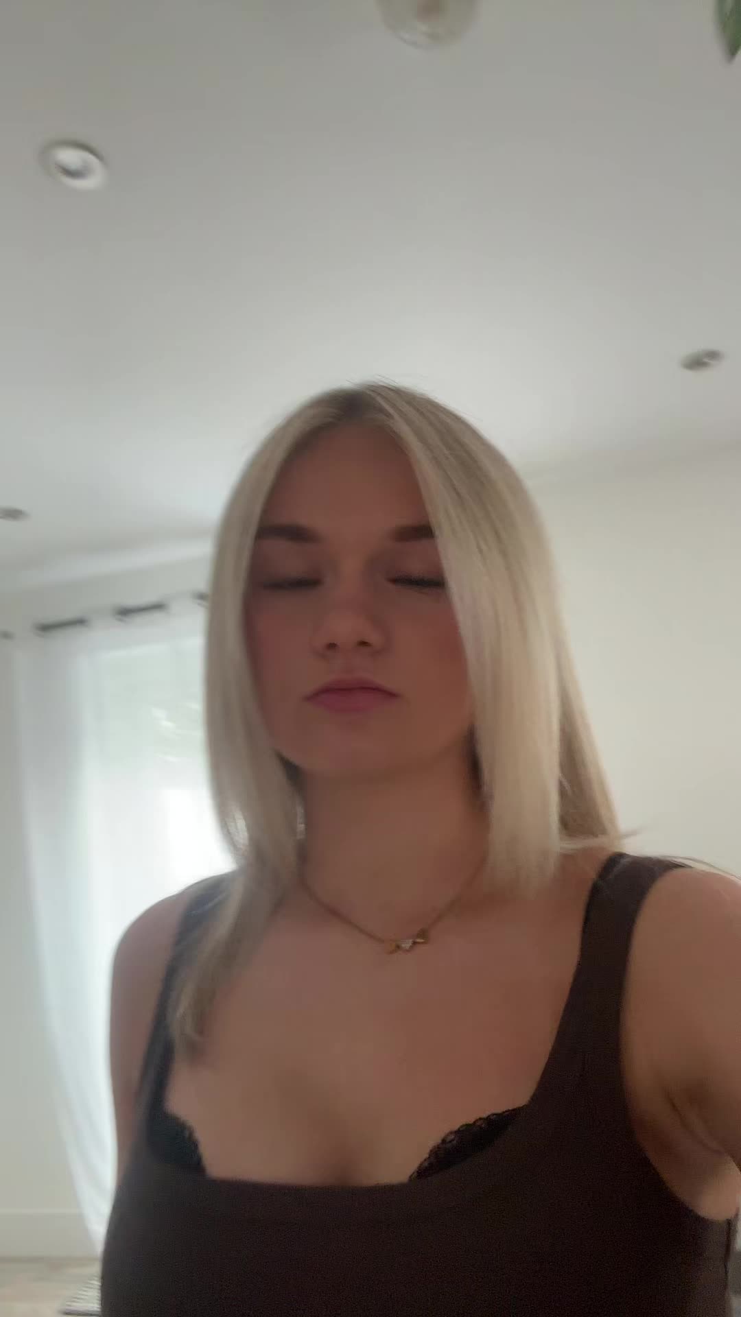 @chloxxlea