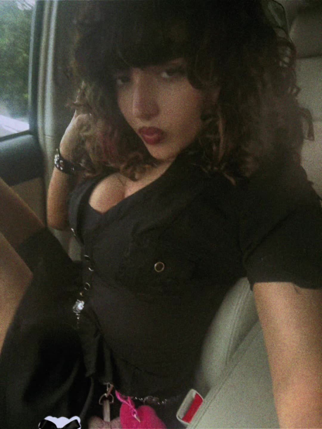 @️