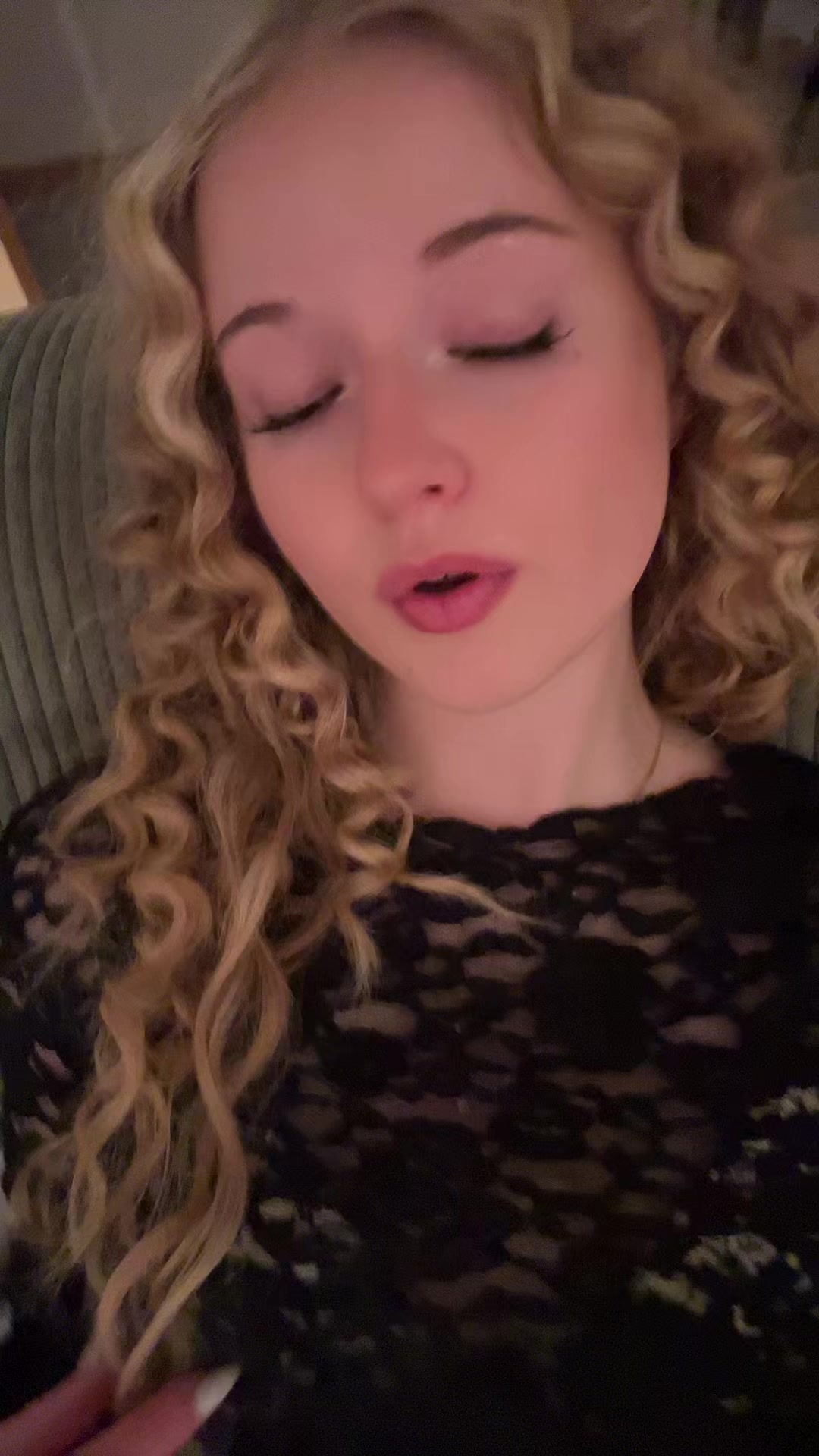@YourDreamWife