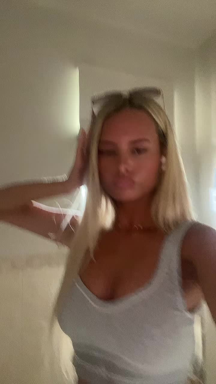 @keelyanne