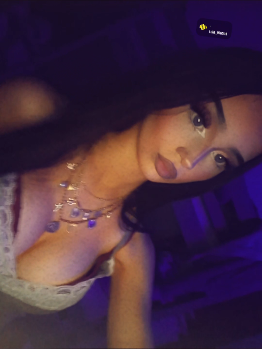@𝓛𝓸𝓵𝓪🪽