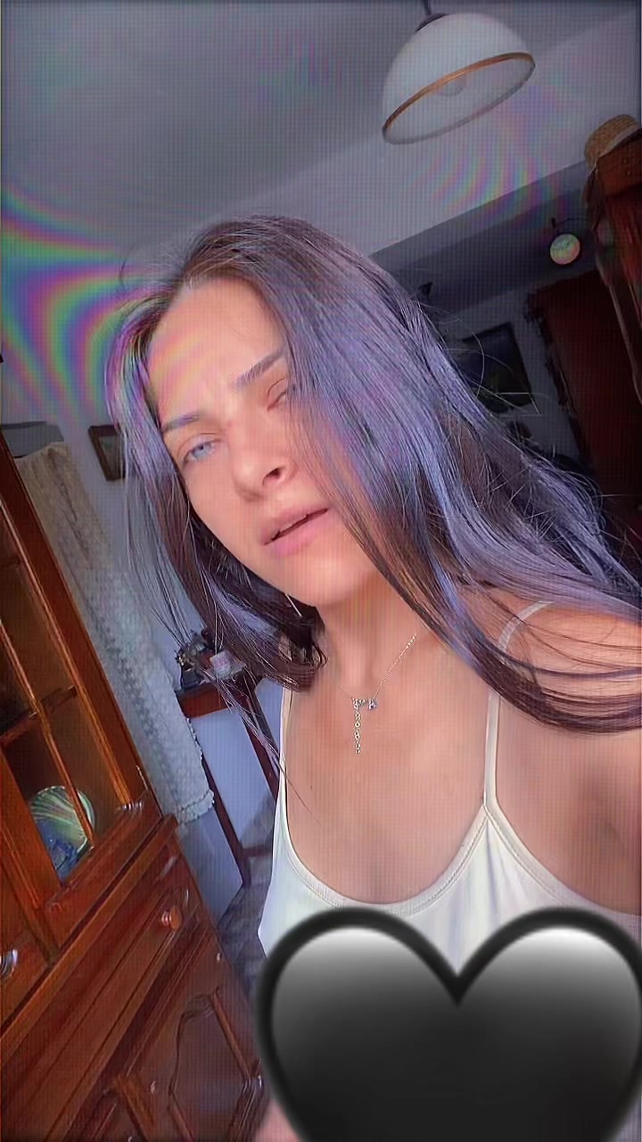 @Andreea🌹🖤