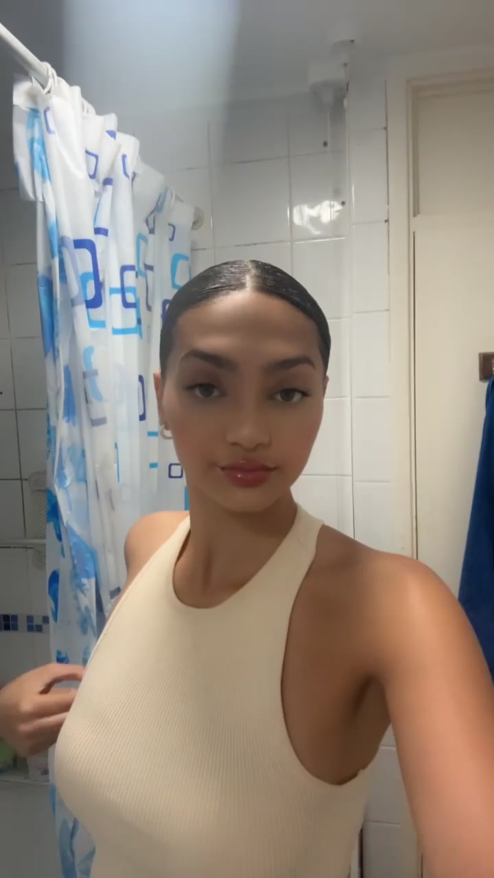 @nadia
