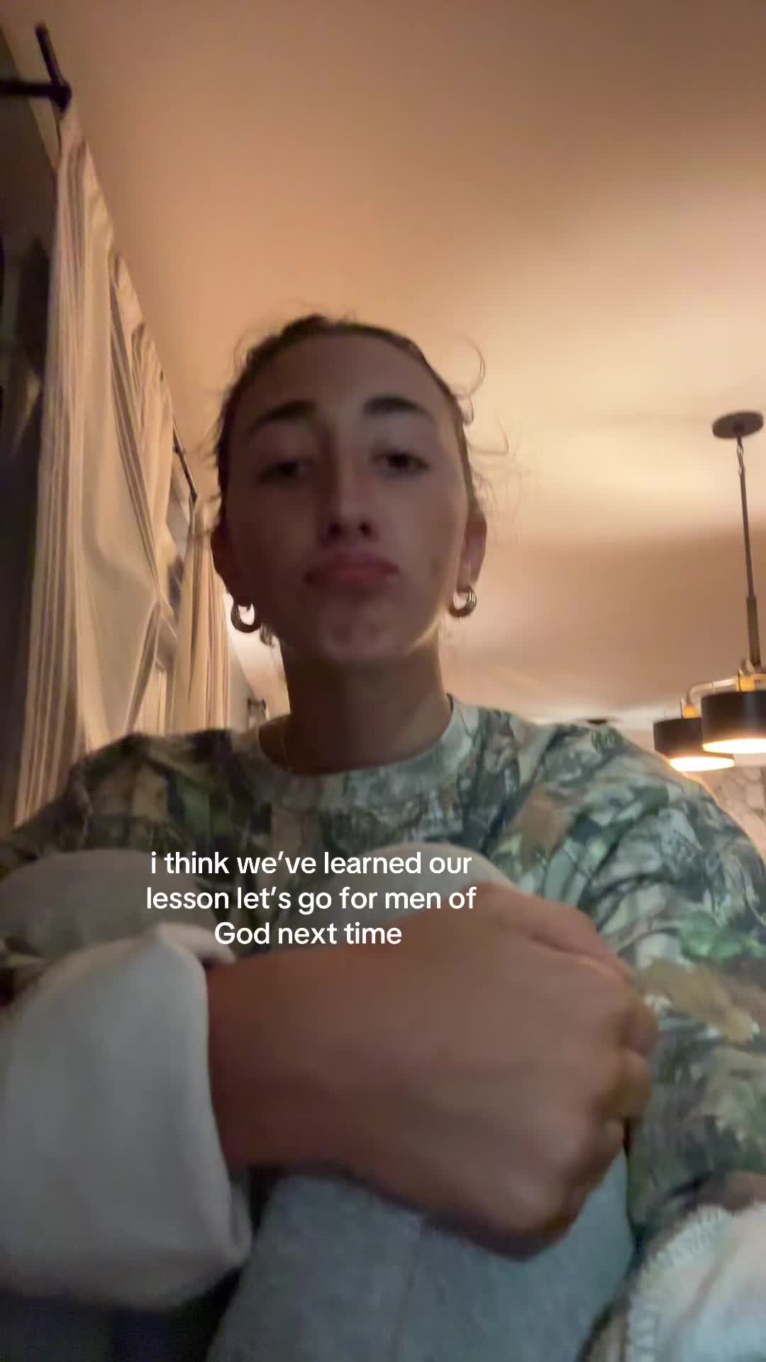 @Ayla🍦