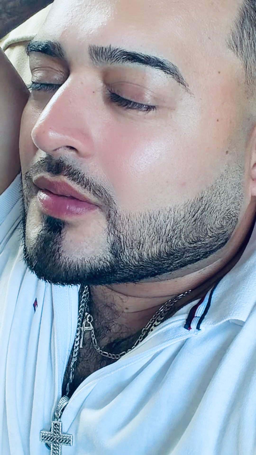 @Bebesito1212