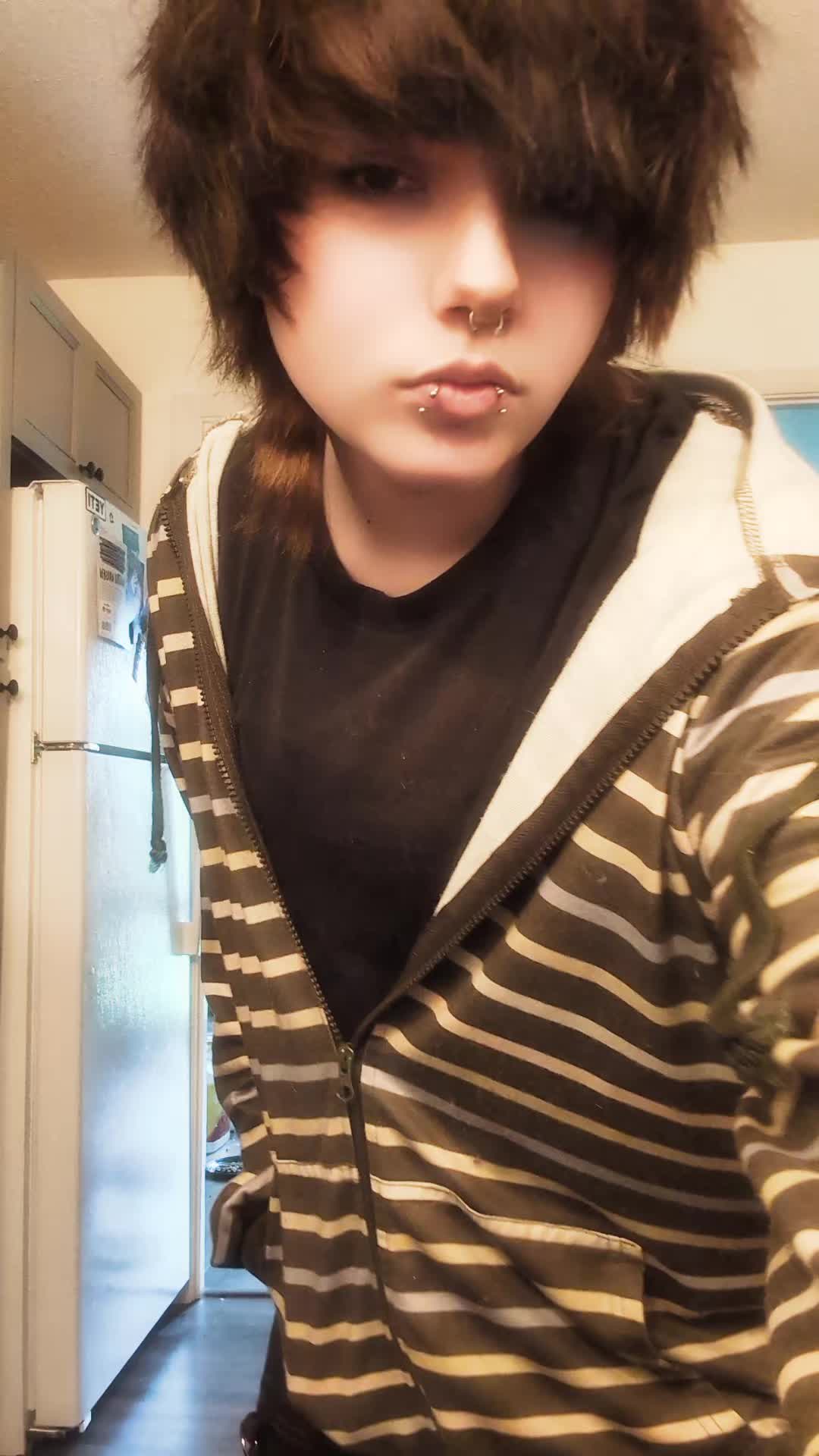 @Eyebags