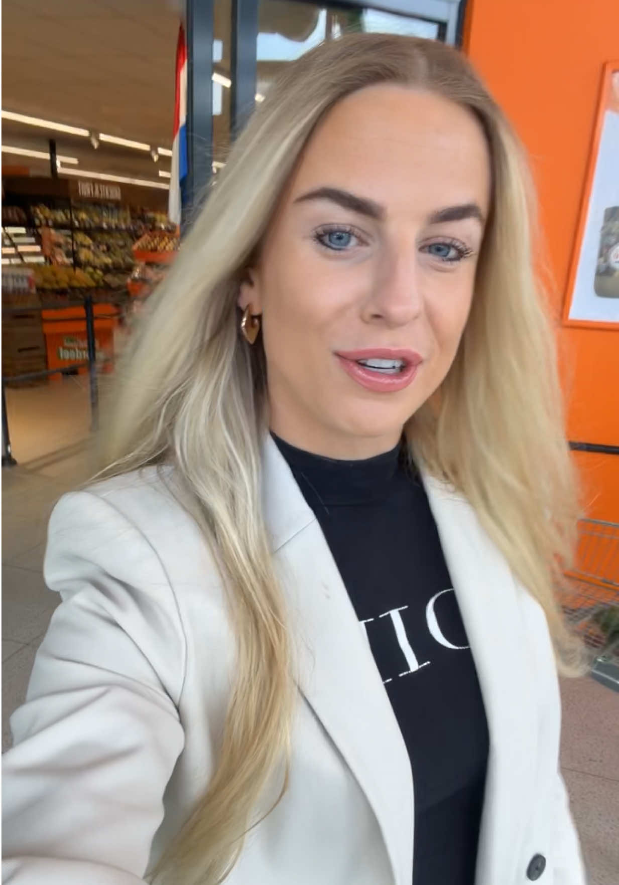 @Lara Millaa