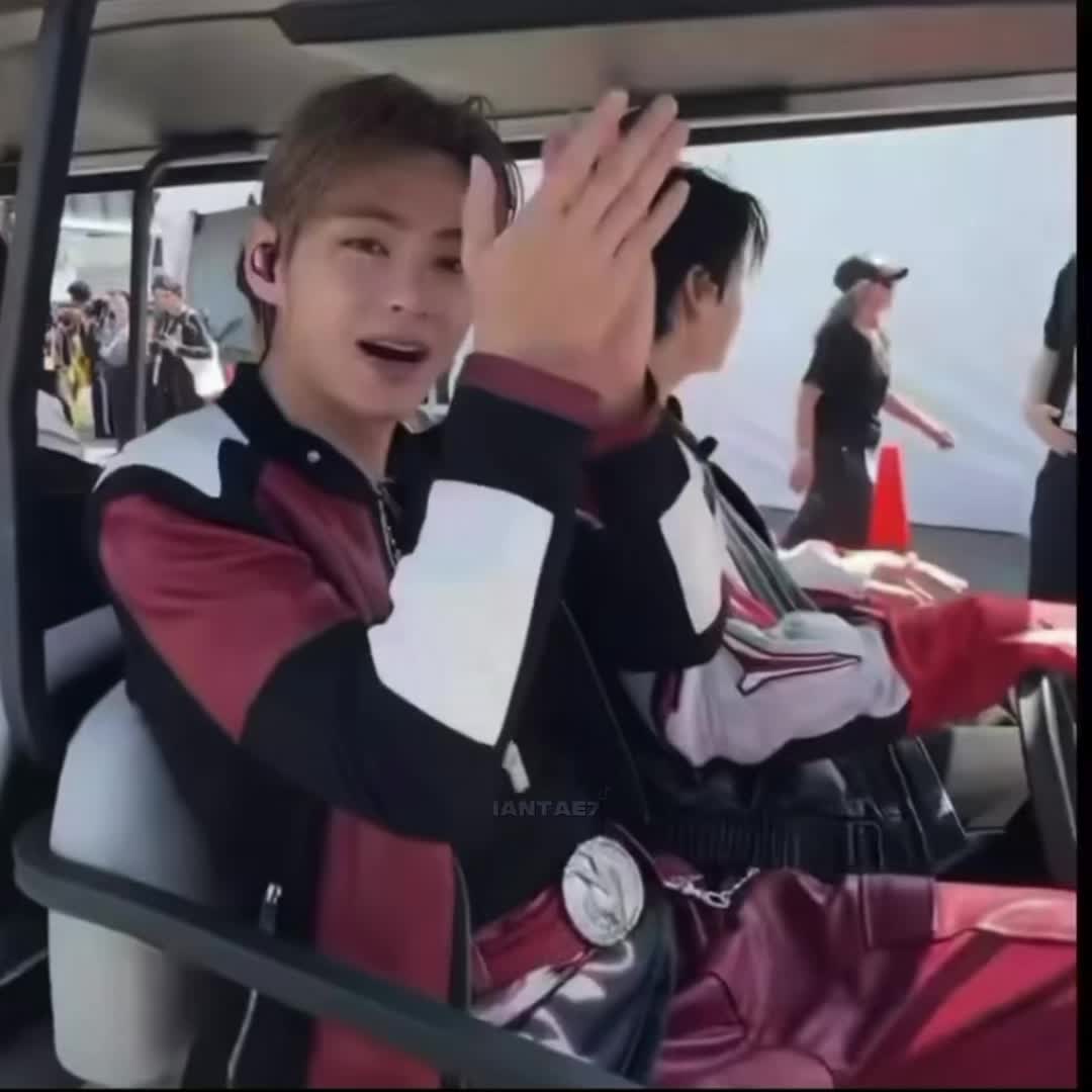 @𝚊𝚍𝚒𝚜𝚊♡⁷