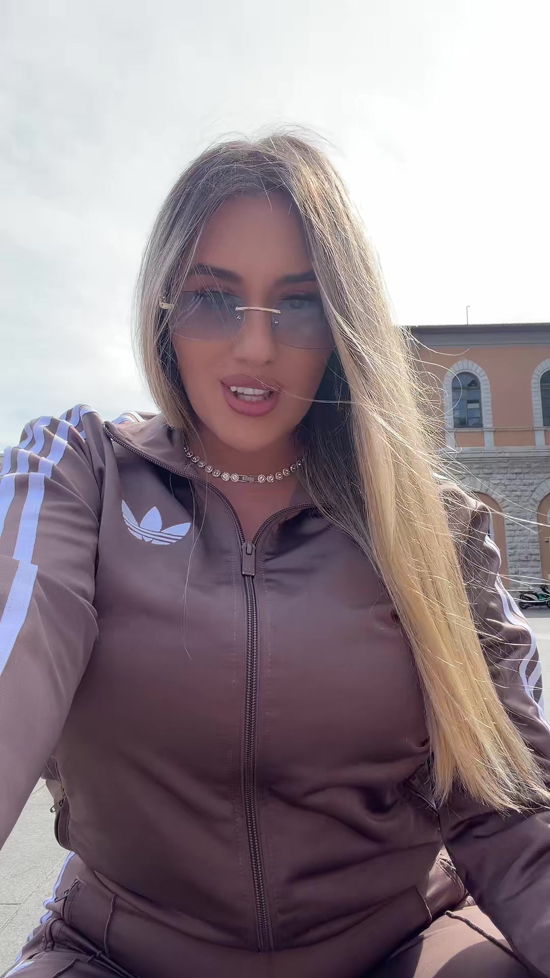 @Oana Isabell