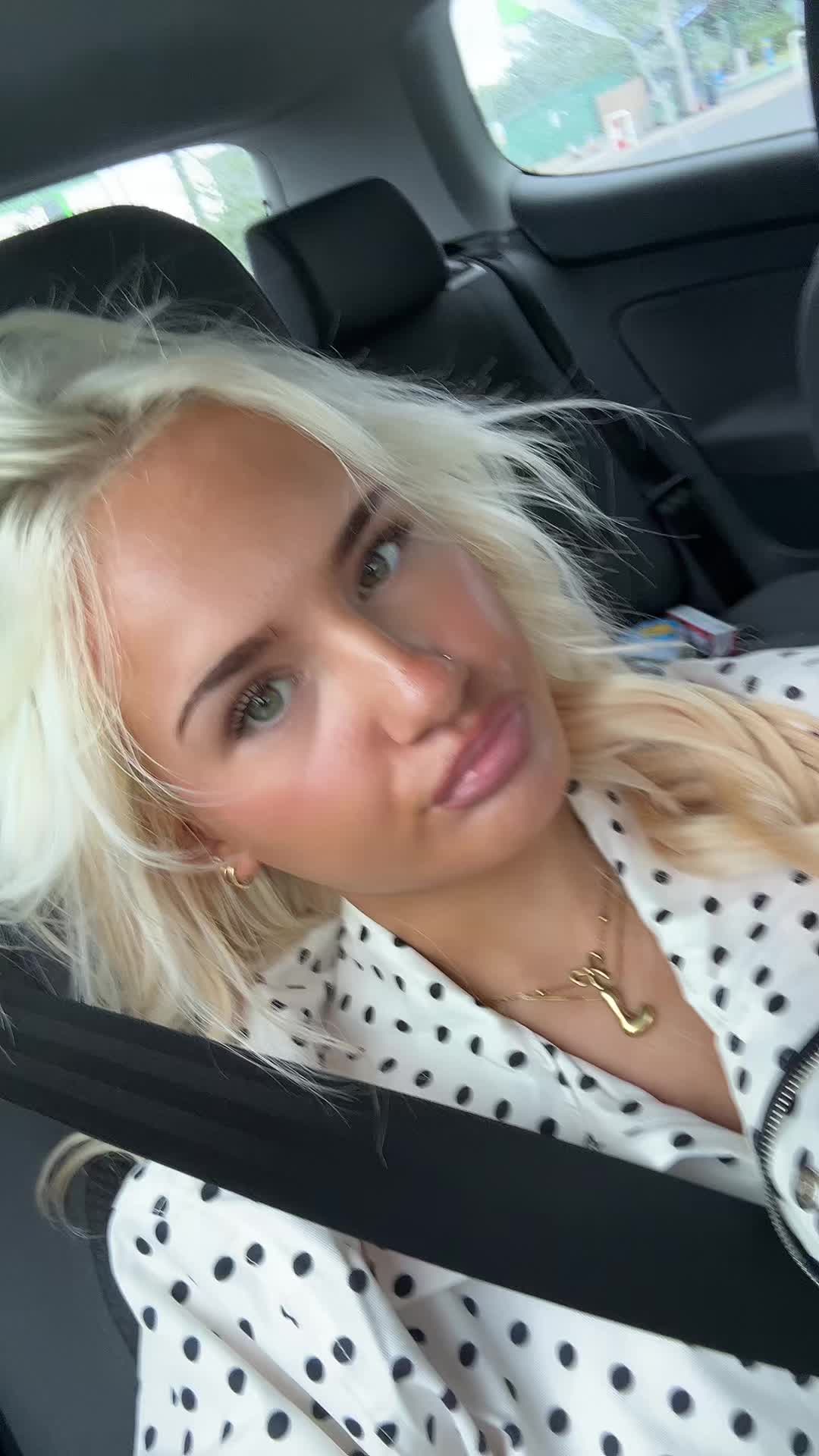 @𝘔𝘢𝘤𝘪𝘦🍒📸⚡️