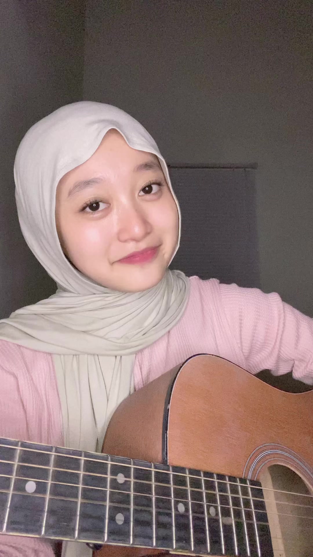 @Vaniaaa_