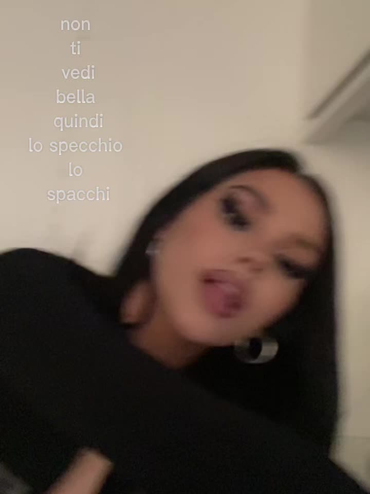 @𝒯𝒽𝑒𝓃𝒶🖤🥊