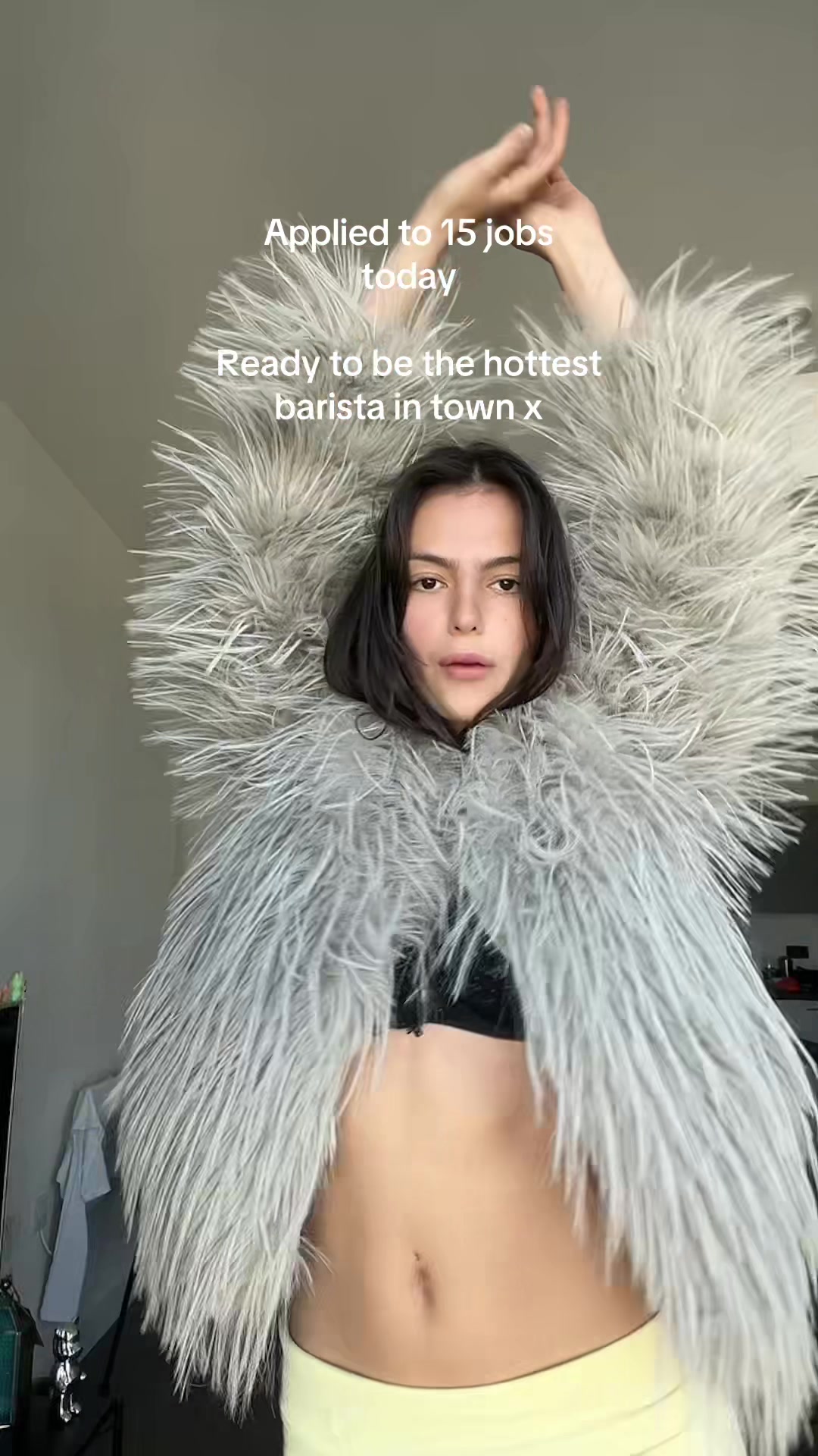 @Ella