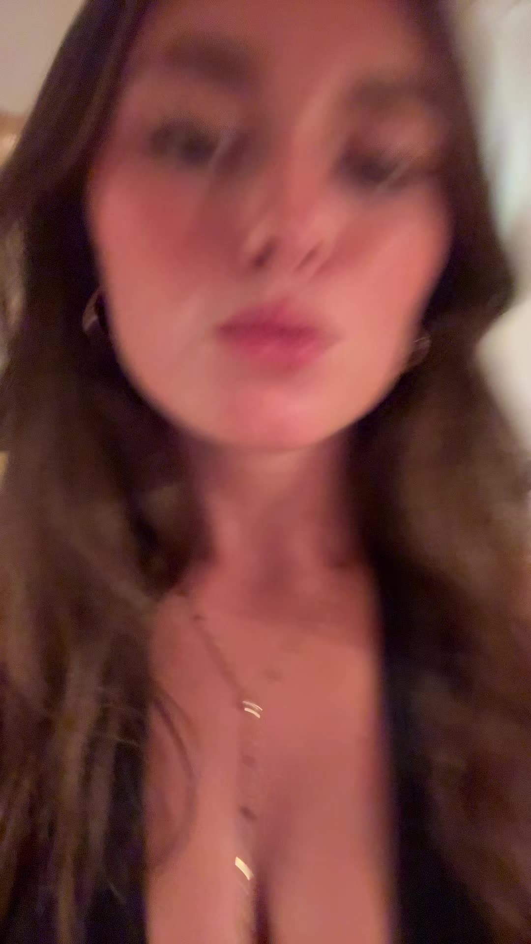 @8%