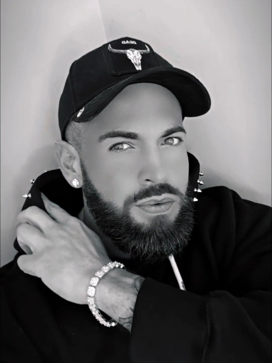 @Chris 🖤👑