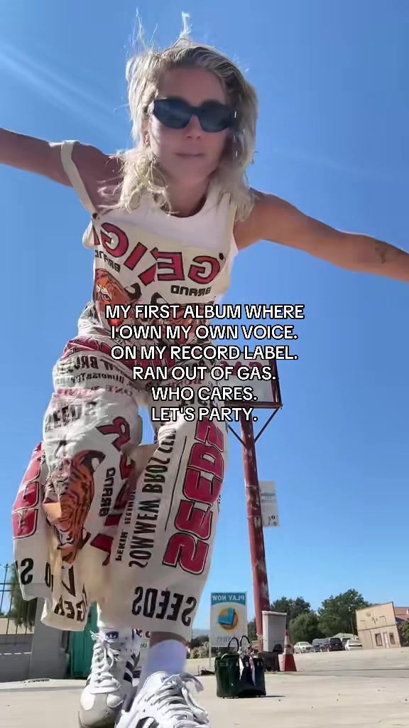 @Kesha