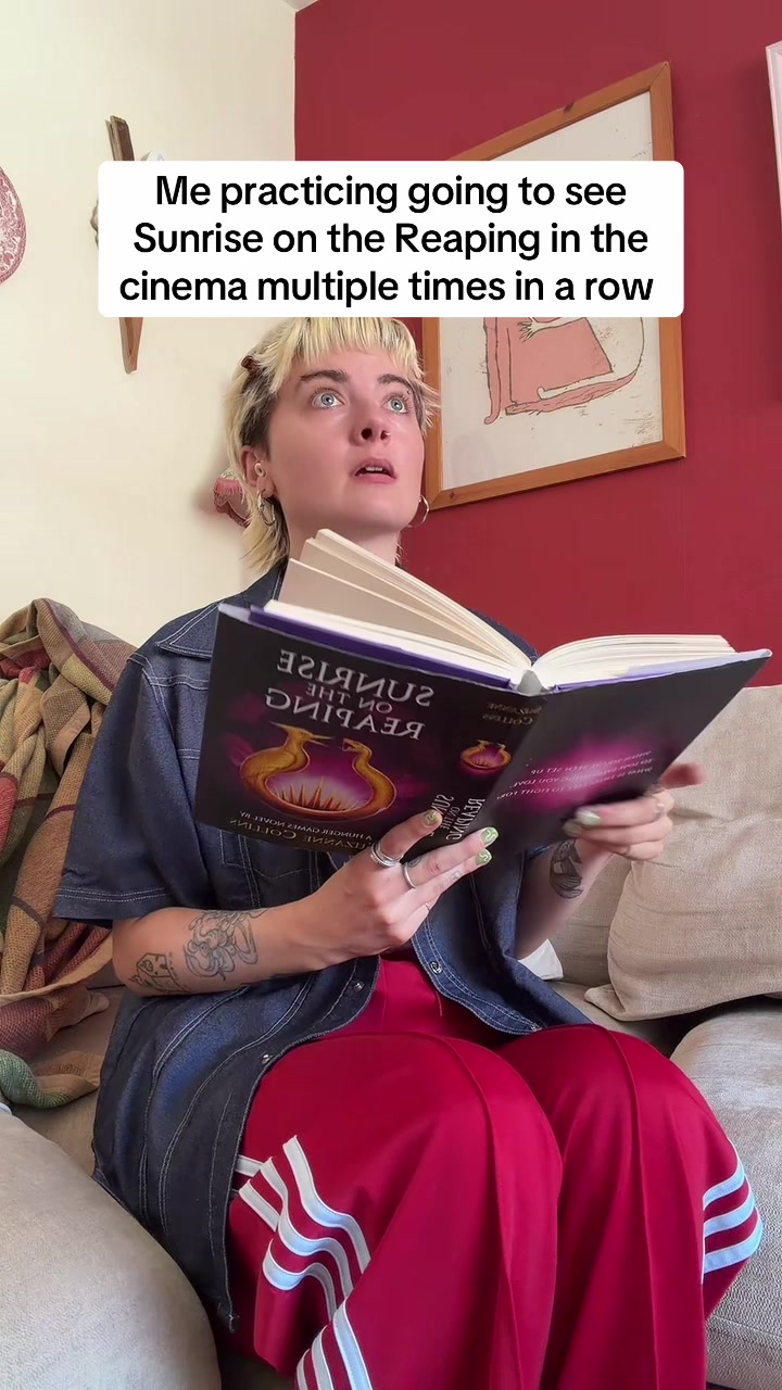 @Ella | Author & Creator