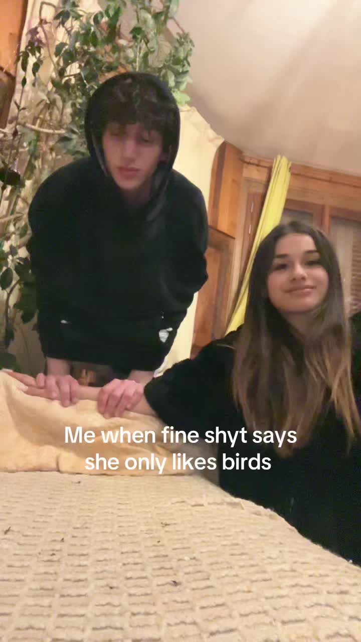 @zellalunaa