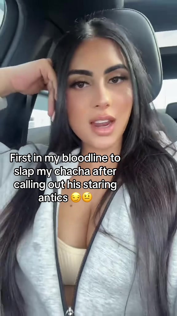 @Anayaaa👾