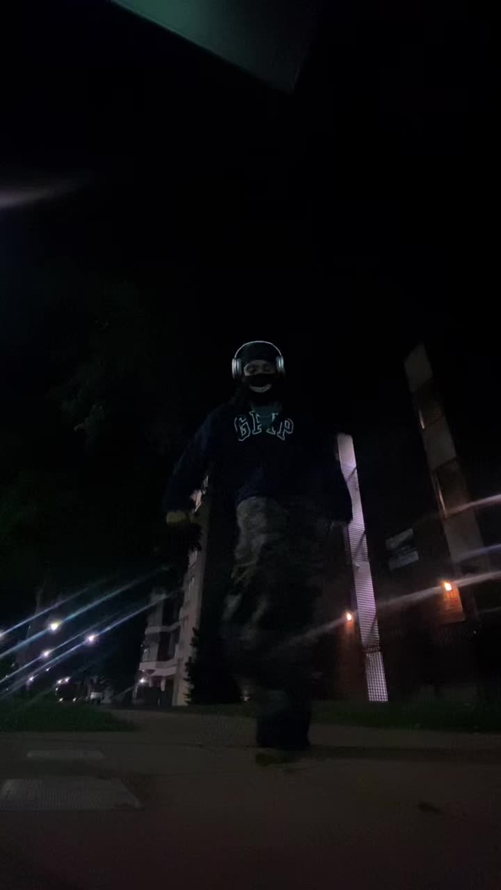 @Ay_Dot