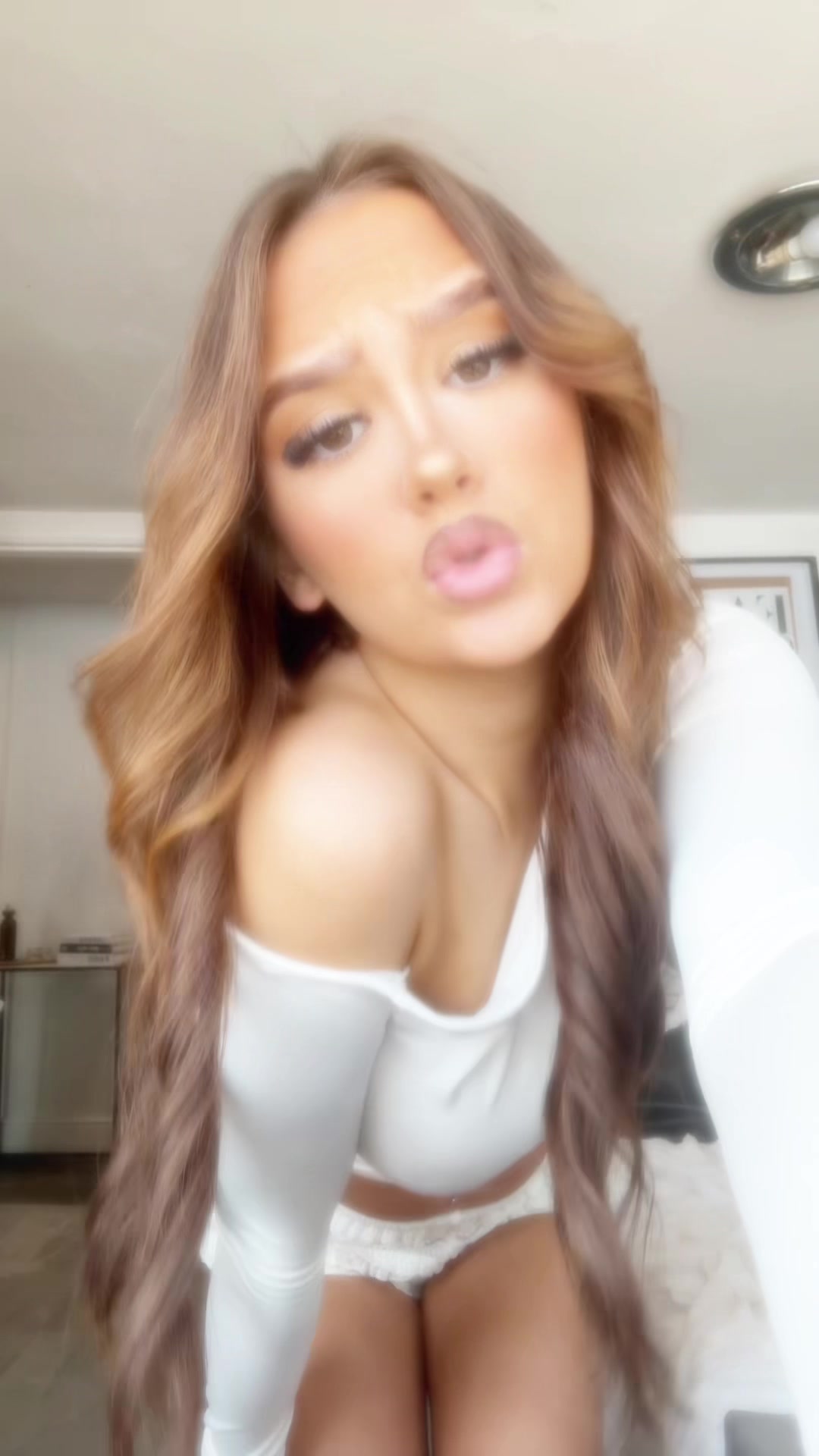 @💆🏽&zwj;♀️