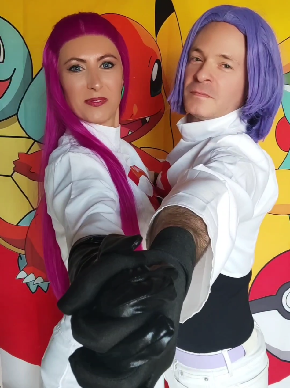 @EikōCosplay