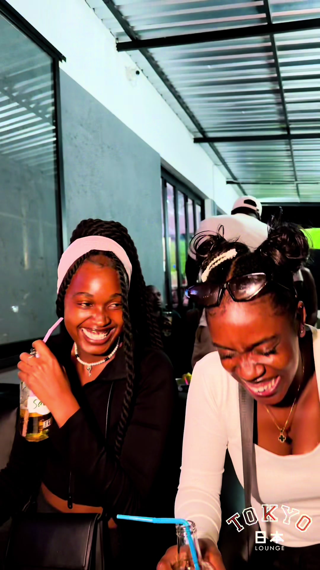 @TokyoLounge.Na