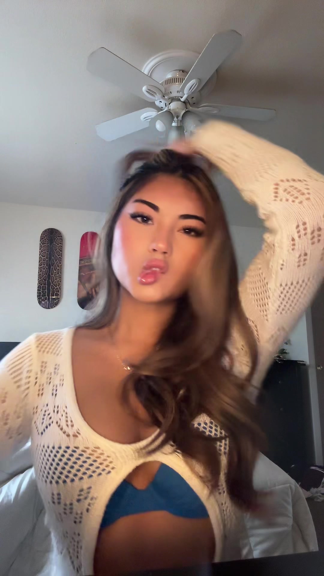 @krisela mae