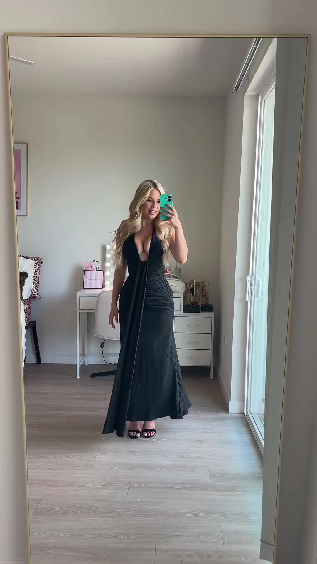 @Tigolebitties