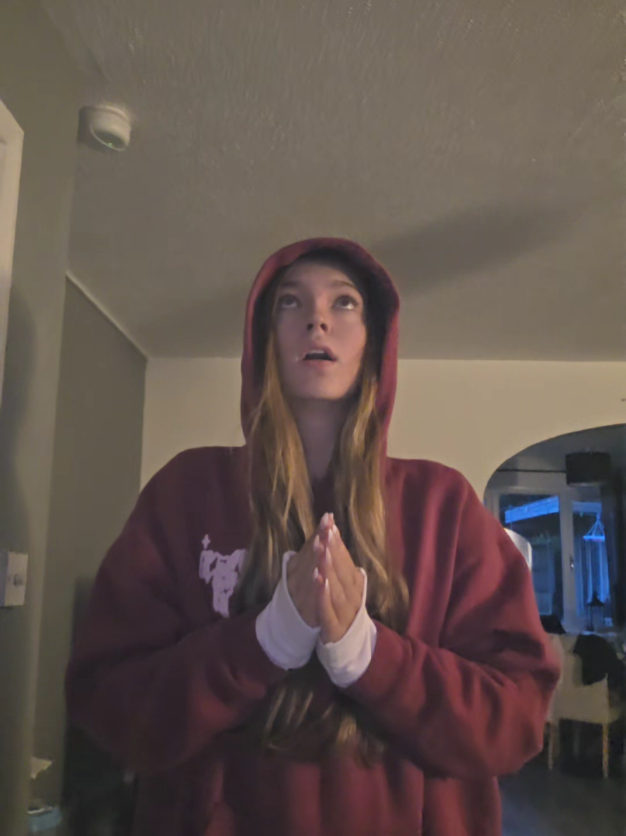 @Ava🫧