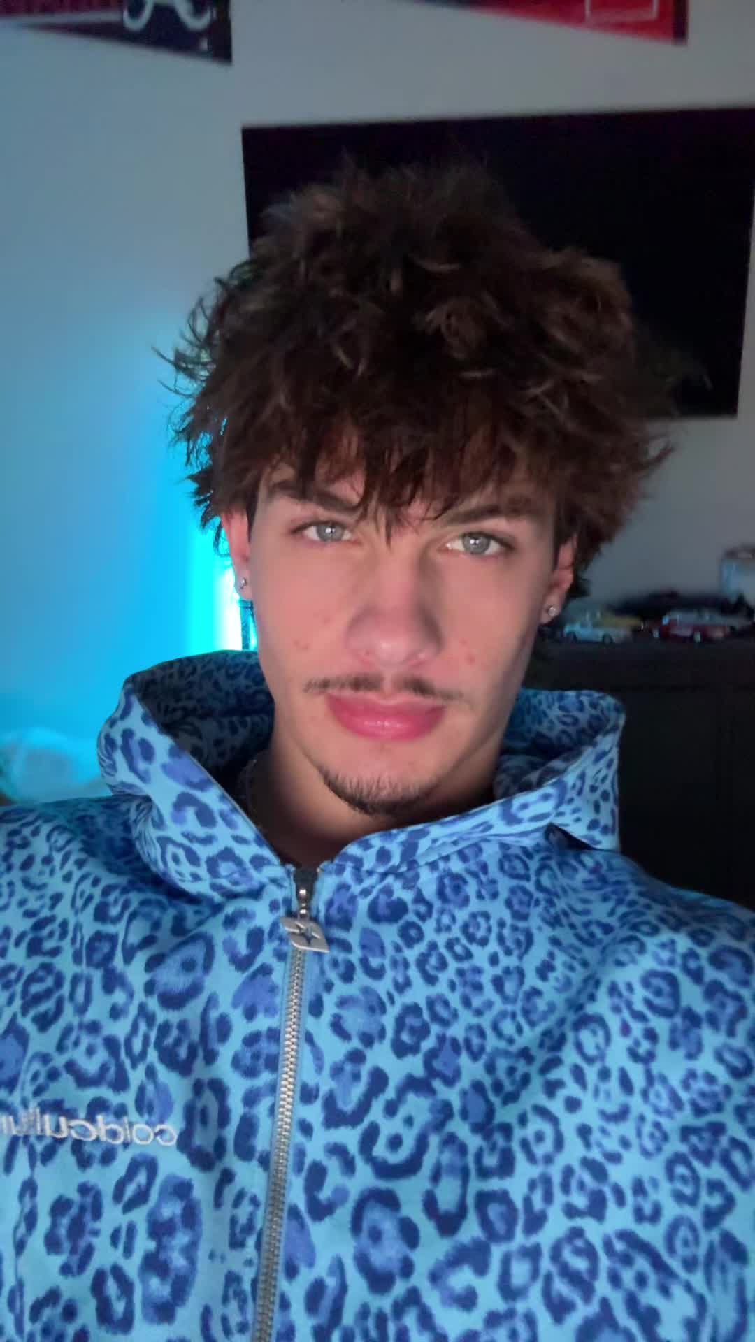 @notthejrob