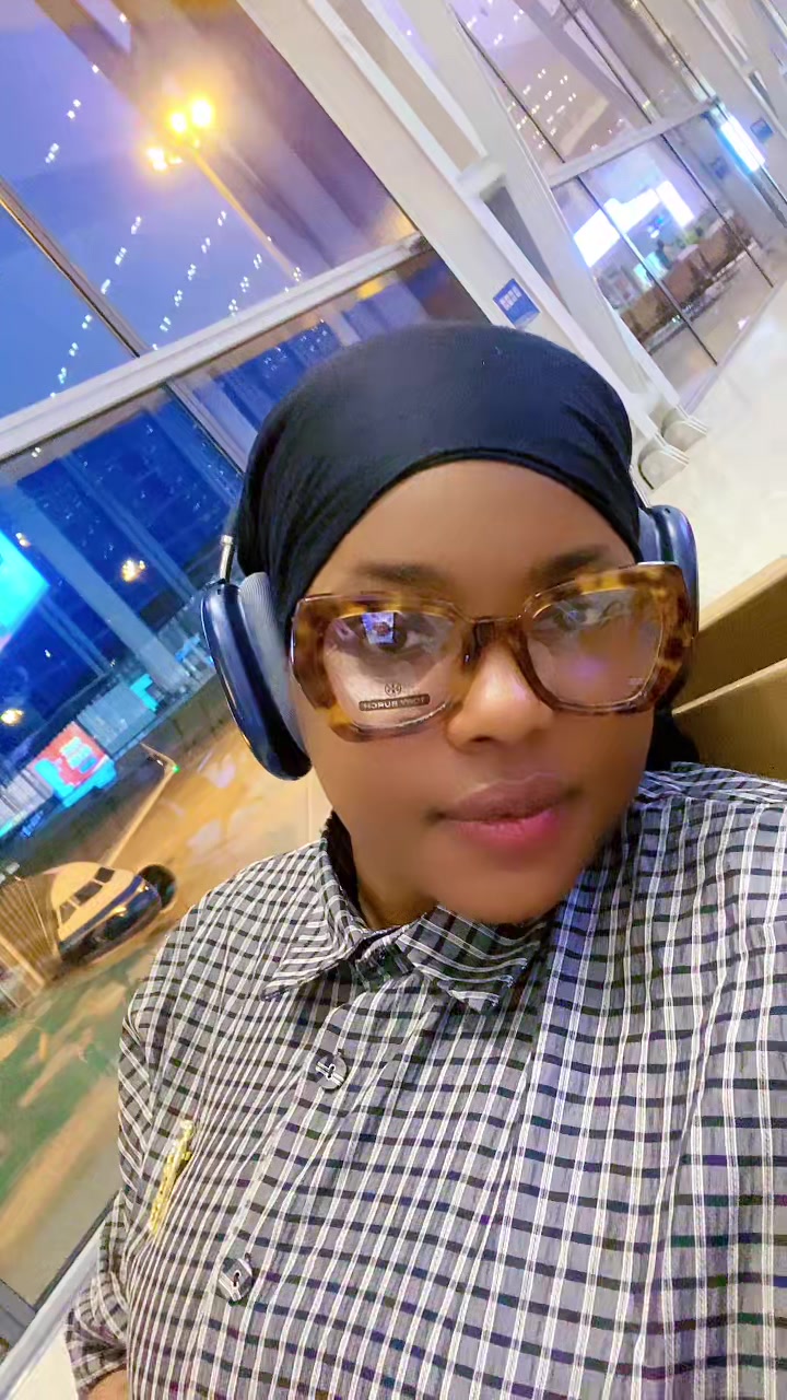@Rimakhadija 里马哈迪贾🇨🇳🇨🇳