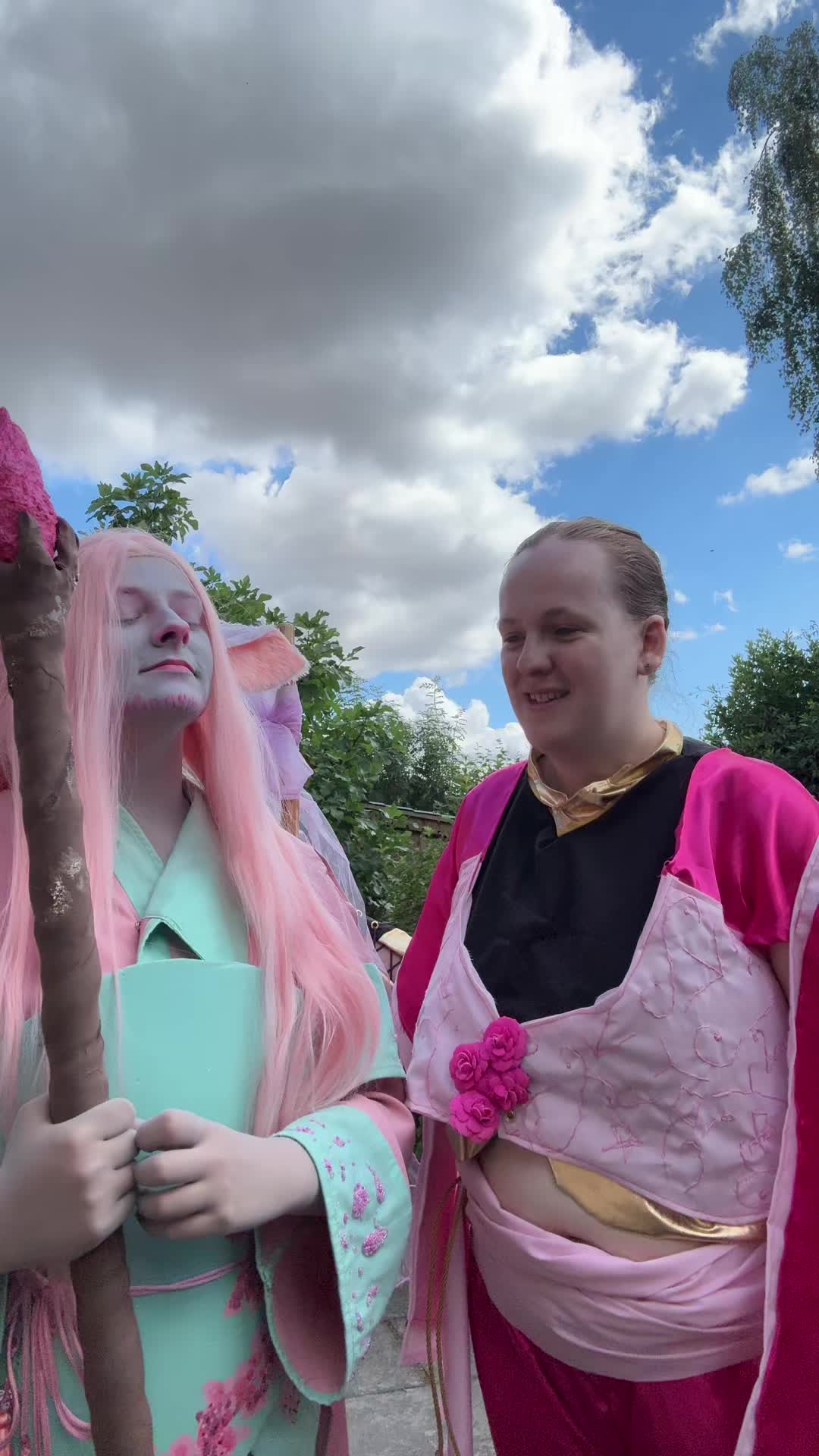 @CosplayerEggg