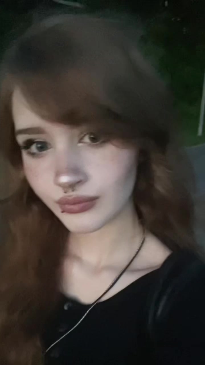 @gothgirlslut