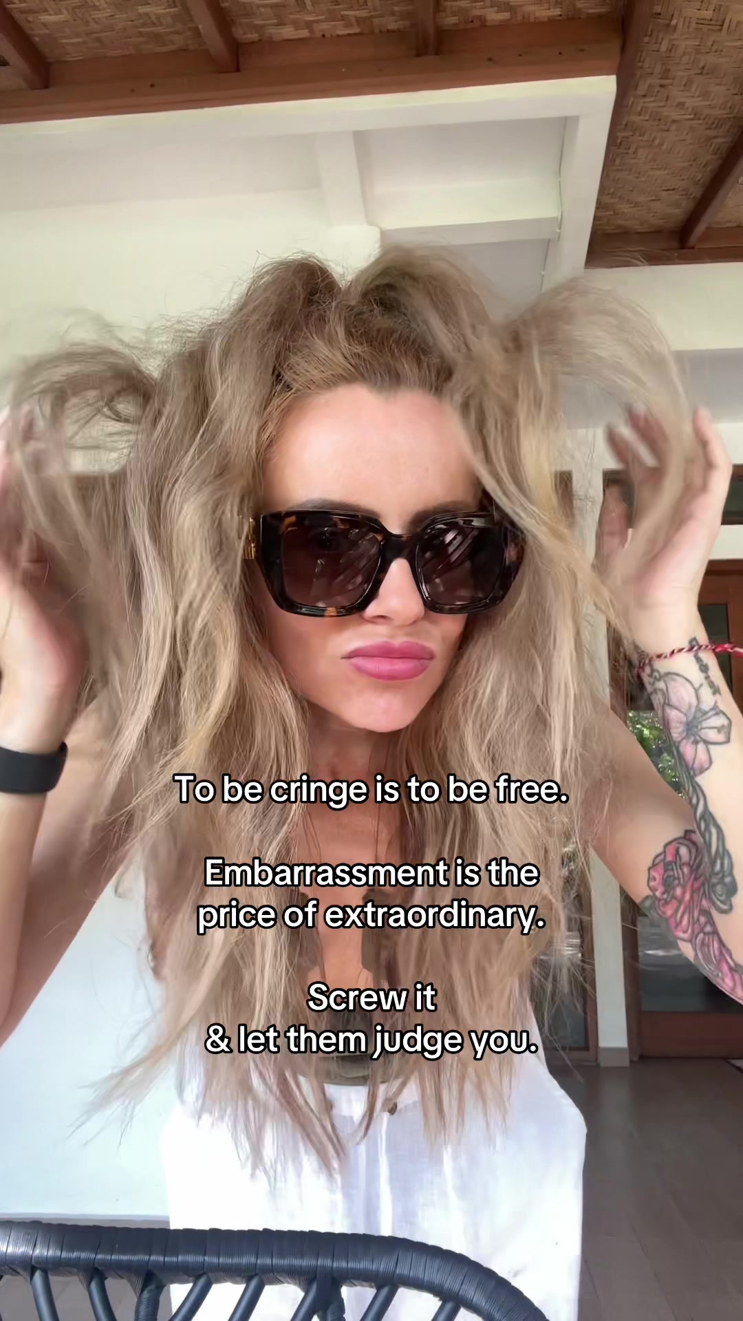 @itslouwoods
