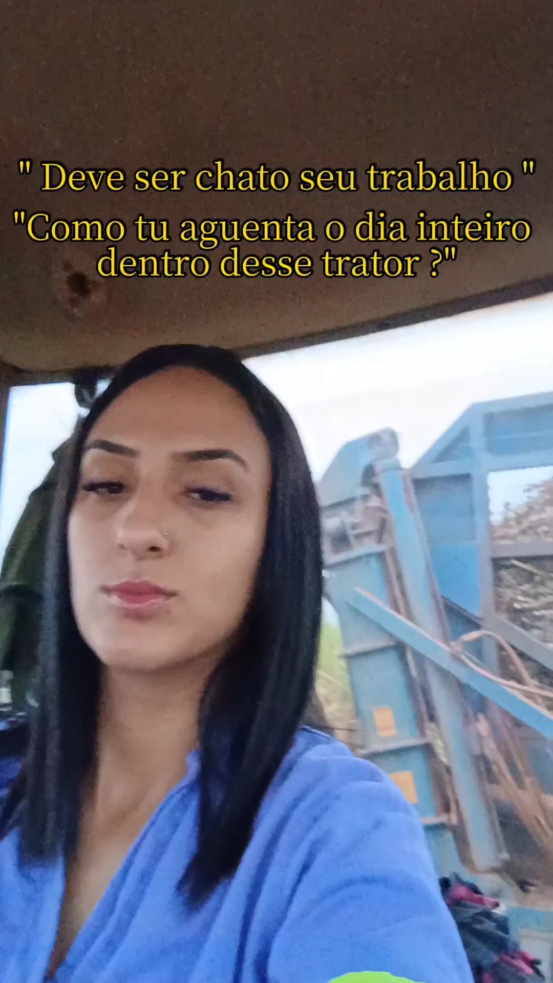 @JuliaHelena