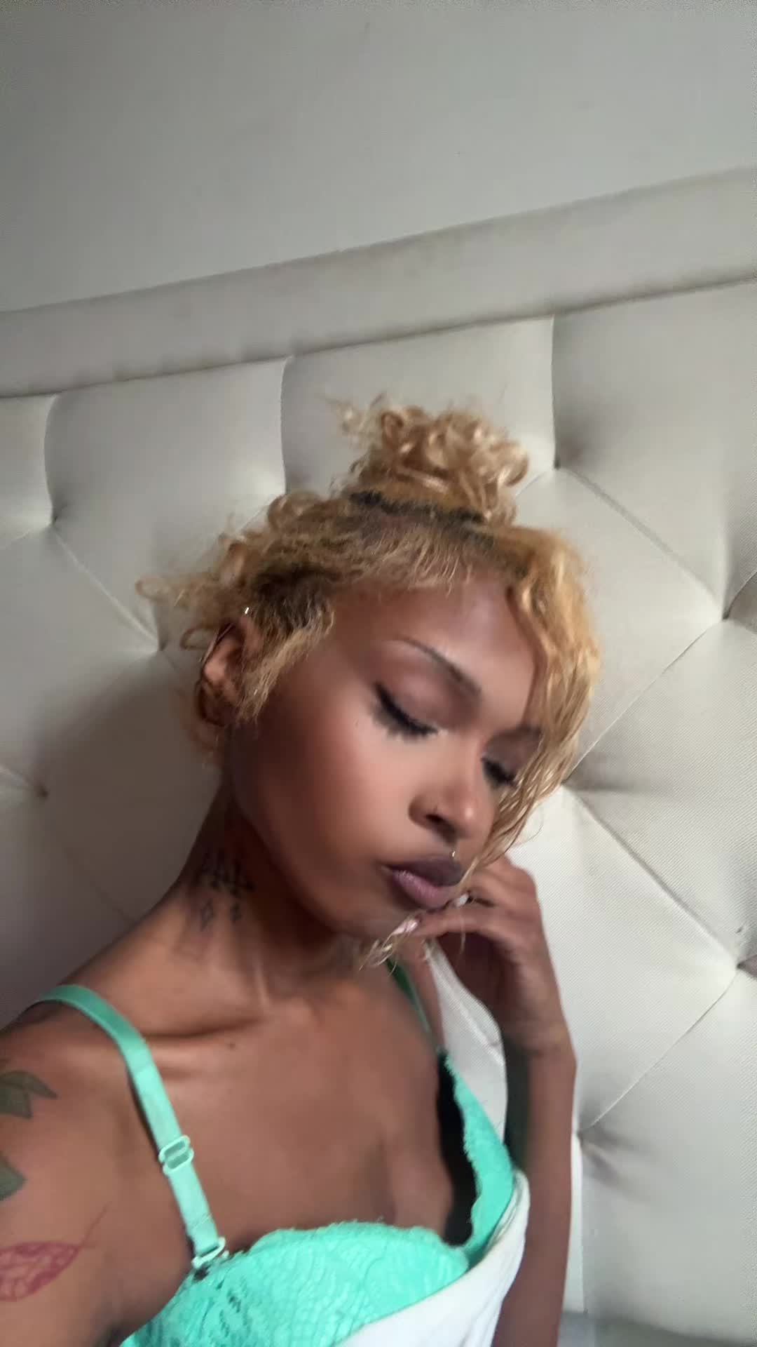 @Yanniko <3