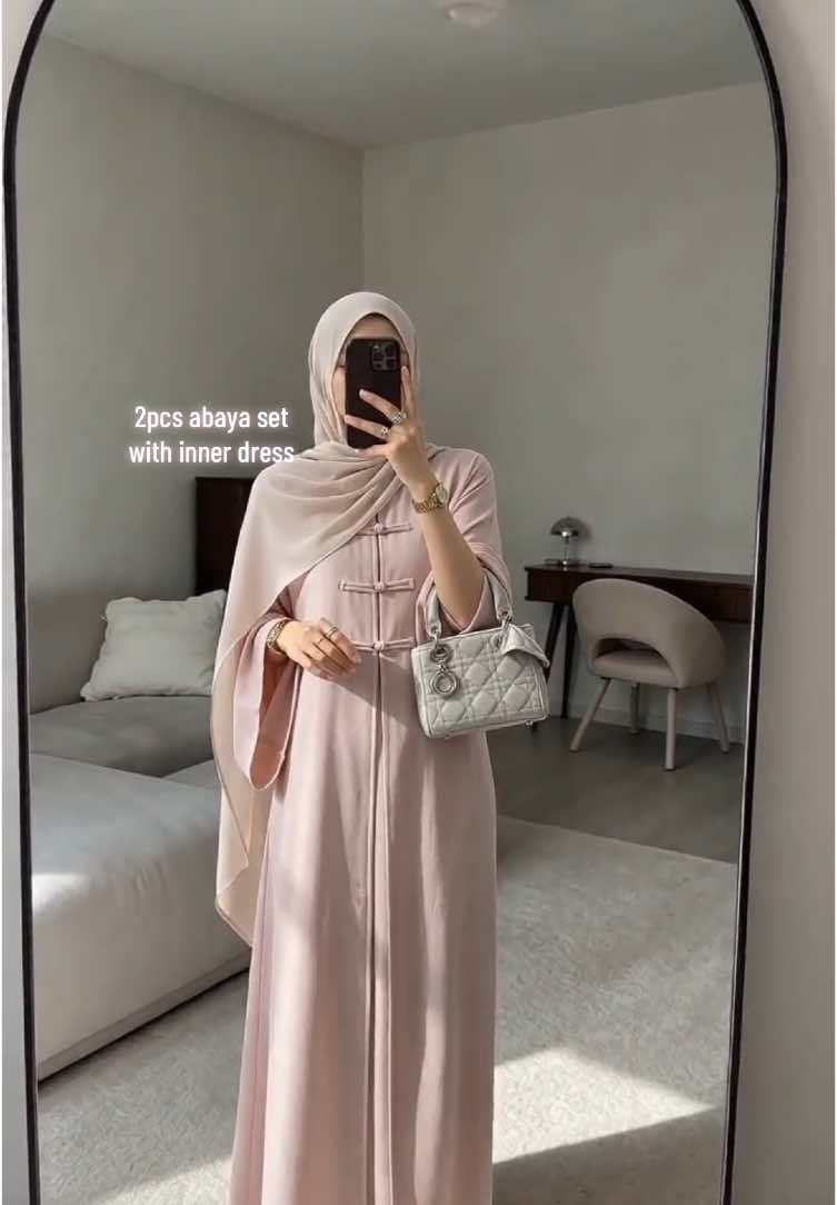 @Lumos Modesty