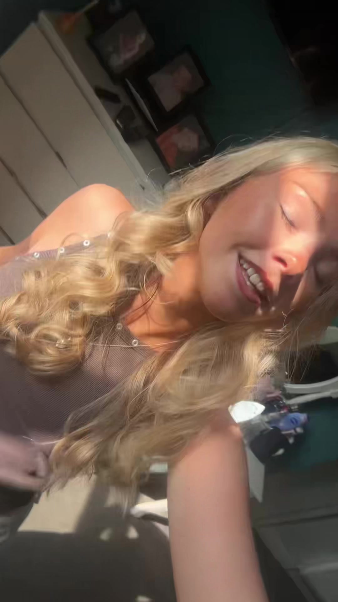@lo