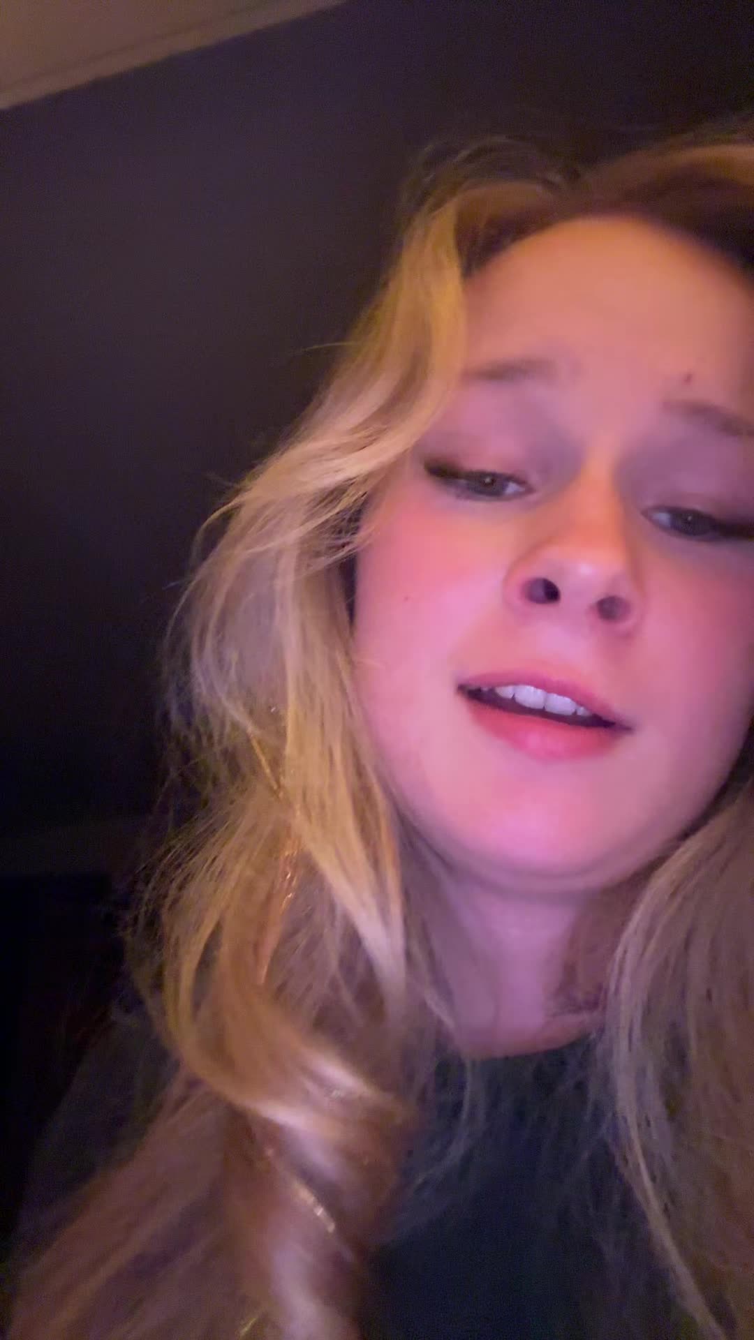 @nicole