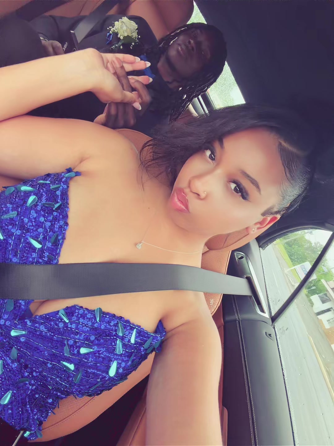 @jewelz ♱